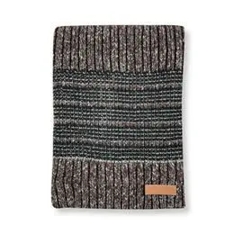 Cuello Caramelo Burdeos