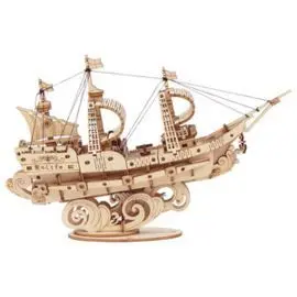 Maqueta Barco Navegando
