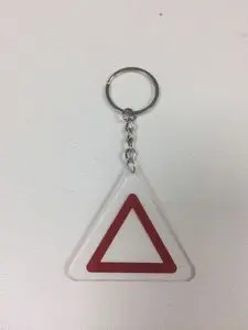 Llavero Juego del Calamar Plano Simbolo Triangulo