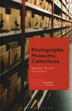 Photographs, Museums, Collections 
