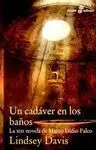 Un Cadáver en los Baños