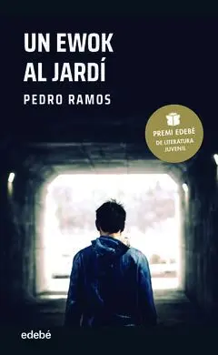Un Ewok Al Jardí