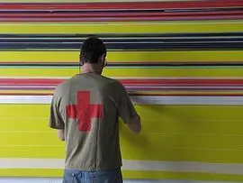 Detras de la Linea por Favor Jose Piñar