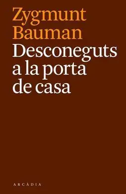 Desconeguts a la Porta de Casa