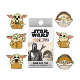CAJA SORPRESA PIN STAR WARS MANDALORIAN GROGU BABY