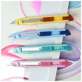 CUTTER ARTE 9 MM ESPECIAL MANUALIDADES