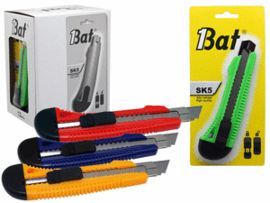 CUTTER GRANDE BISMARK COLORES 18MM