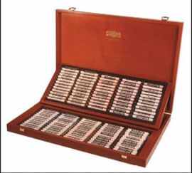 CAJA MADERA PASTELES TOISON D´OR. 120 COLORES.