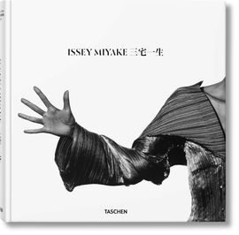 ISSEY MIYAKE