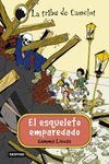 LA TRIBU DE CAMELOT. 13: EL ESQUELETO EMPAREDADO