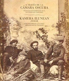 A TRAVES DE LA CAMARA OSCURA/KAMERA ILUNEAN ZEHAR