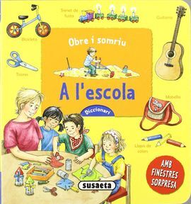 OBRE I SOMRIU. A L'ESCOLA