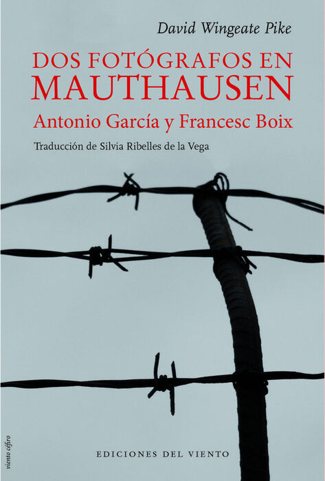 DOS FOTOGRAFOS EN MAUTHAUSEN