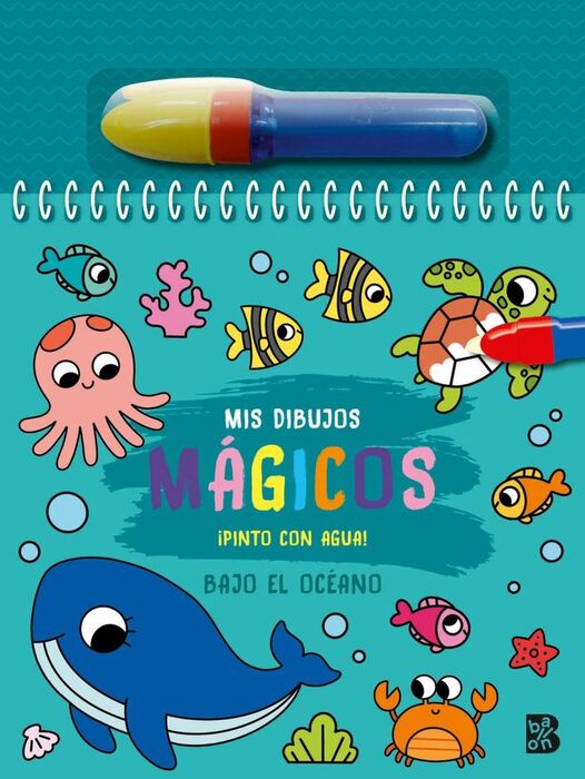 PINTO CON AGUA BAJO EL OCEANO